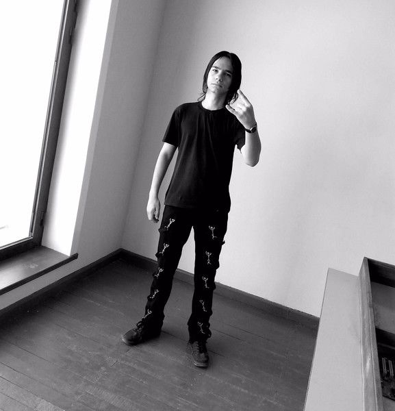 Лев Арустамов