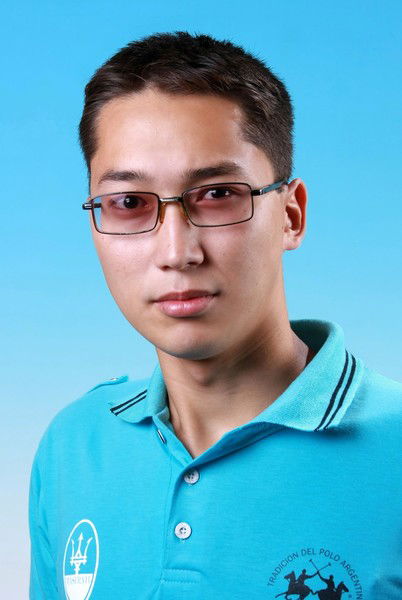 Арстан Максутов