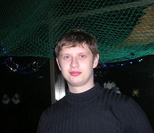 Роман Морев