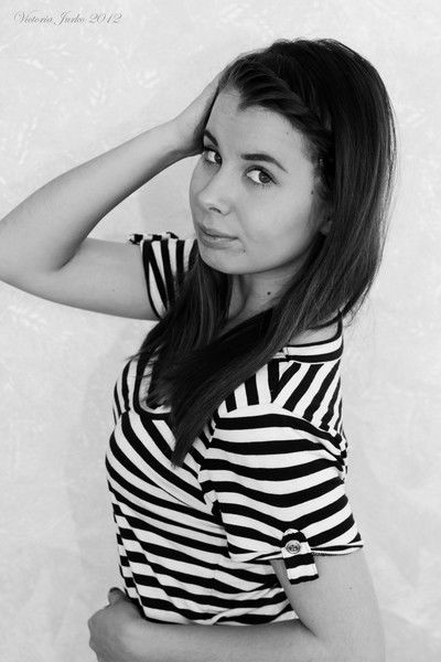 Лена Дёмина