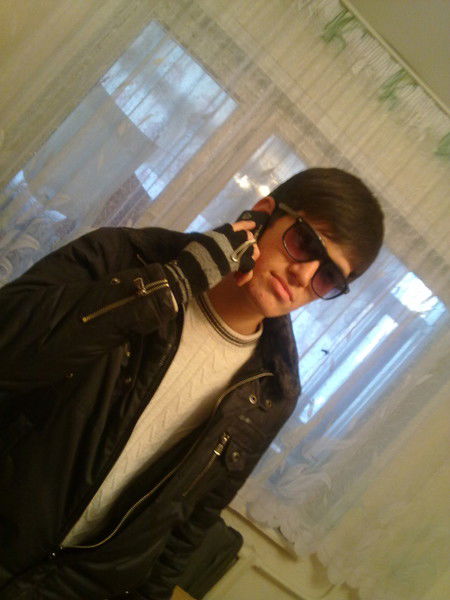 Ислам Данияров