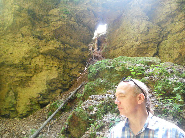 Олег Угрюмов