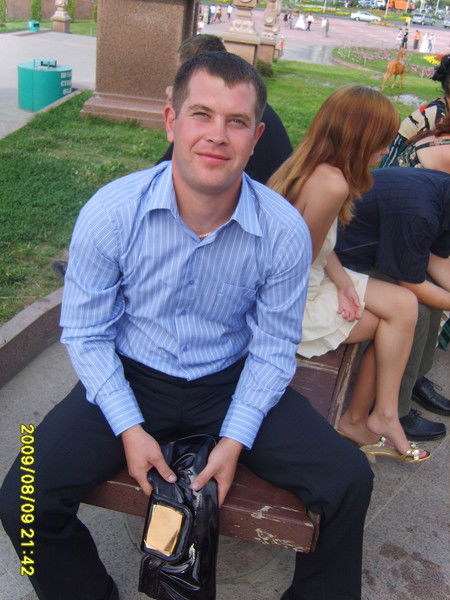 Анатолий Святов