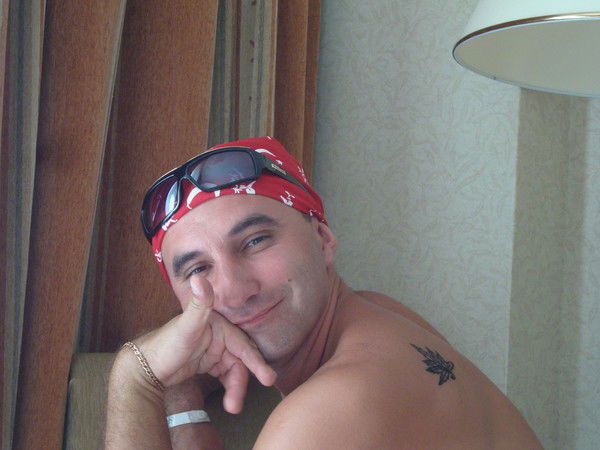 Александр Леонтьев