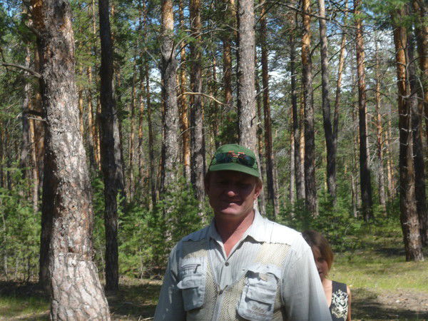 Василий Хаустов