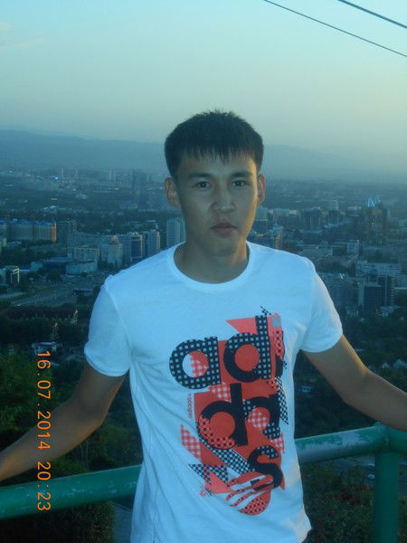 Саят Таусогаров