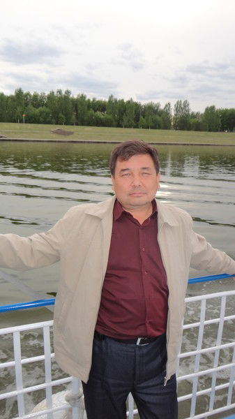 Асхат Аманбеков