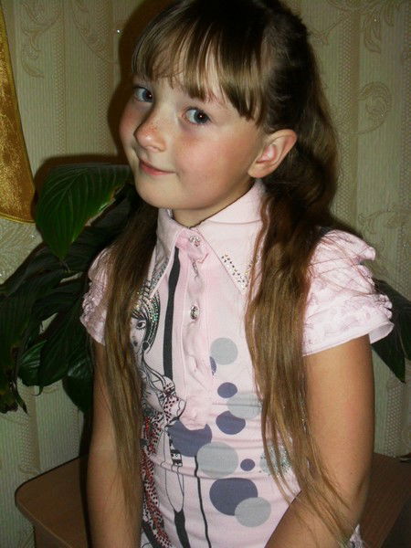 Настёна Поспелова