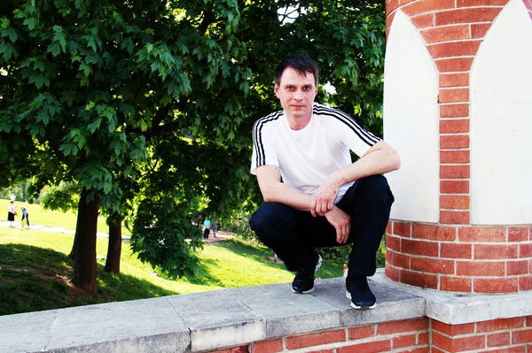 Анатолий Новоселов