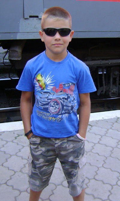 Денис Абрамов