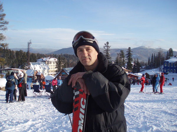 Игорь Макаров