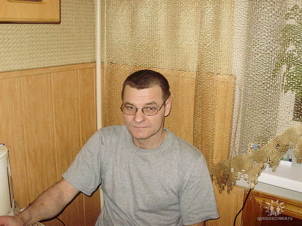 Анатолий Звизжулев