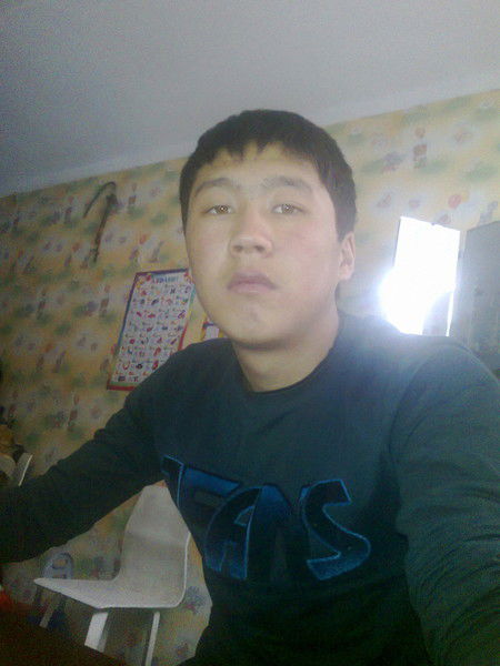 Нарис Дюшенбеков