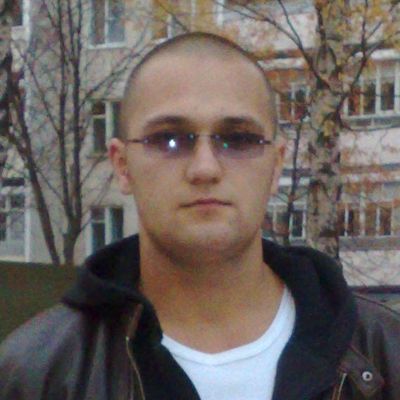 Александр Николаев