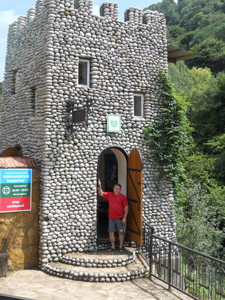 Анатолий Медведев