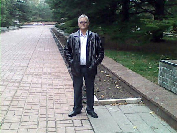 Дмитрий Скоробогатов