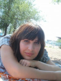 Наташа Холод