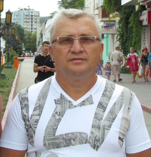 Александр Зуйков