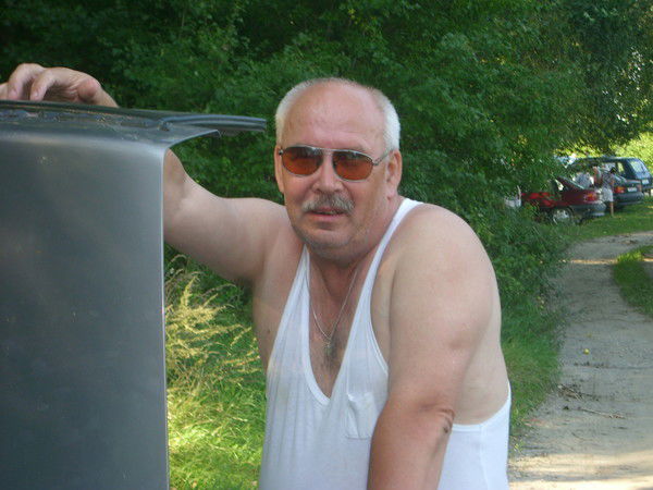 Борис Белозеров