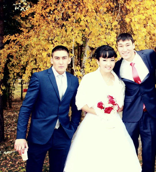 Айнабек Мукашов