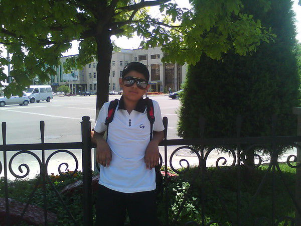 Сардор Ахмедов