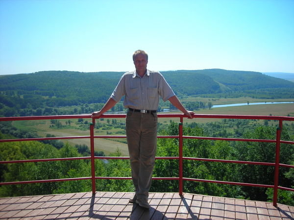 Олег Евтихов