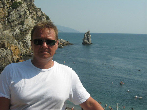 Виктор Магер