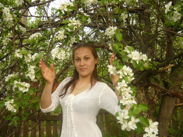 Лена Гафарова