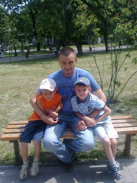 Эдуард Николич