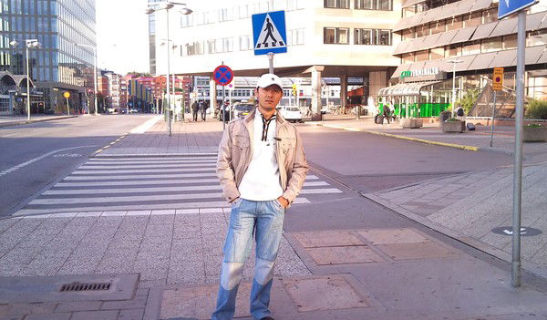 Бобуржон Гафуров