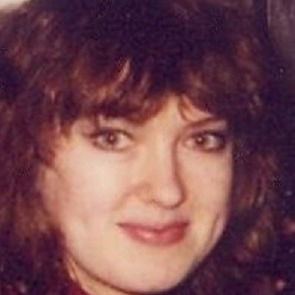 Албена Хенгис