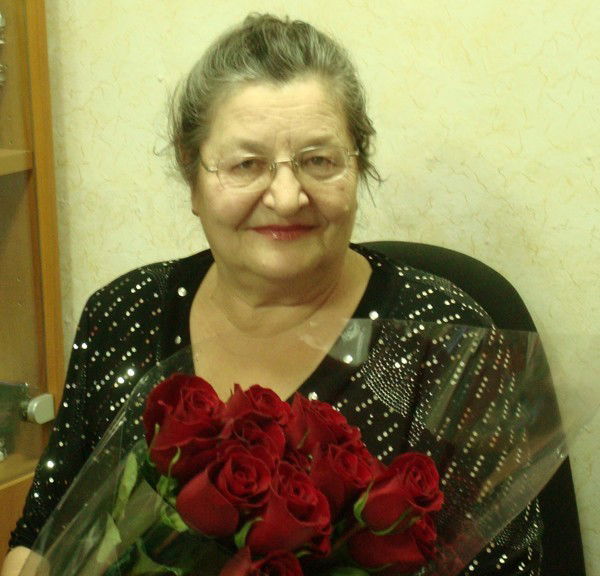 Нина Плюхина