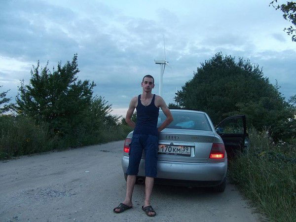 Александр Алеев