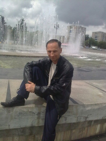 Александр Волков