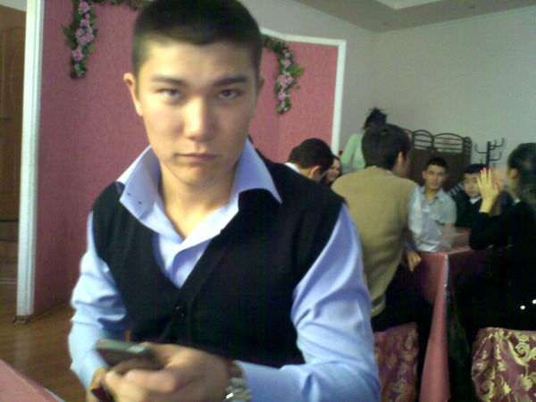 Акан Искаков