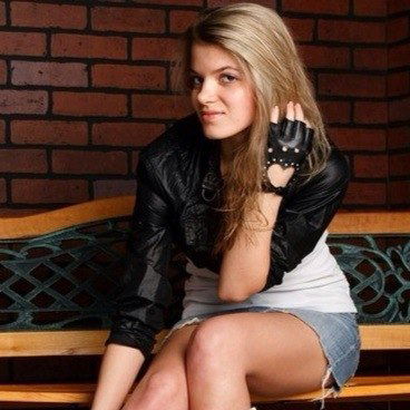 Оля Молчанова