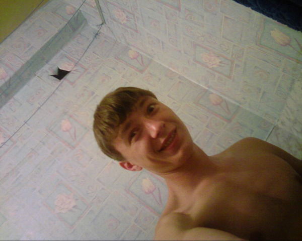 Слава Симонов