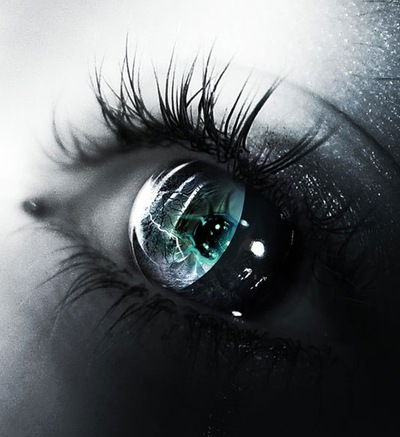 Мия Ефремова