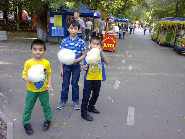 Казбек Бектуров