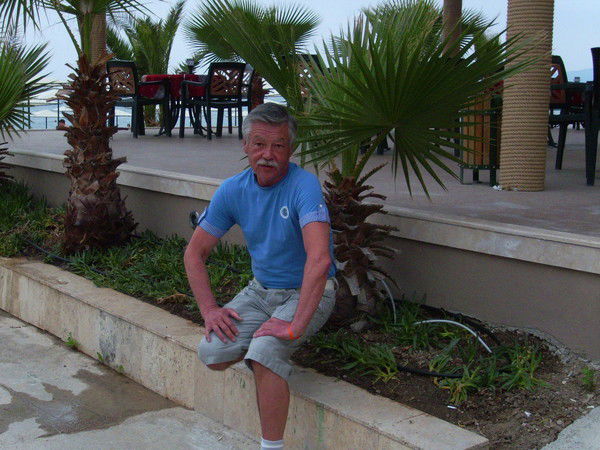 Александр Анищенко