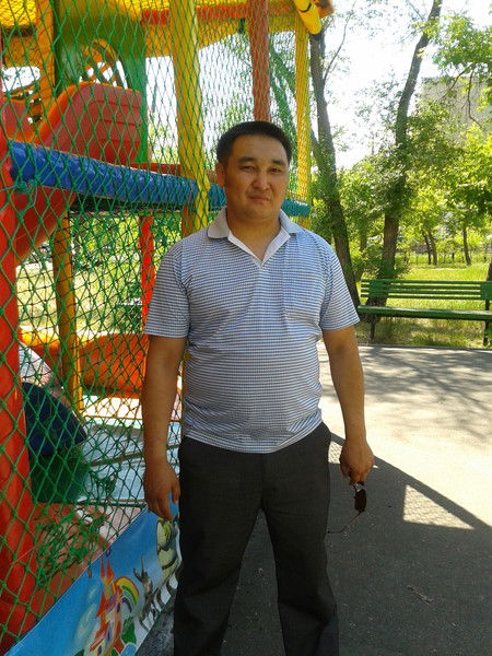 Муратбек Муханов