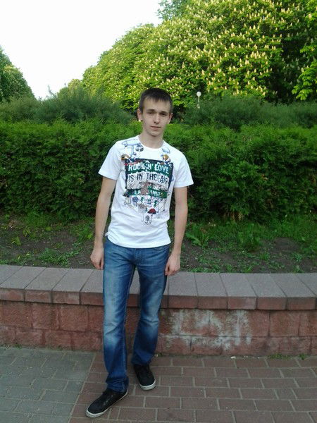 Владислав Кондратовец