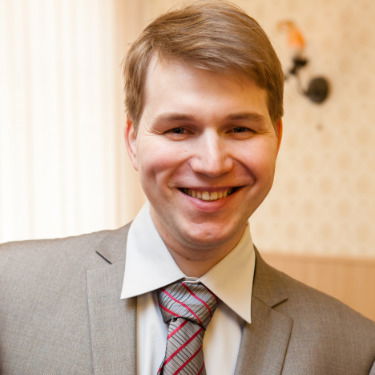 Павел Дементьев