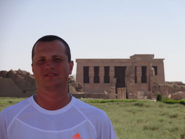 Алексей Безруков