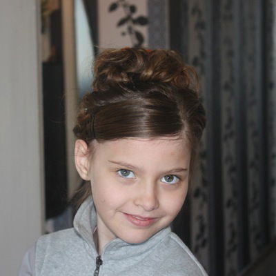 Юля Хощенко