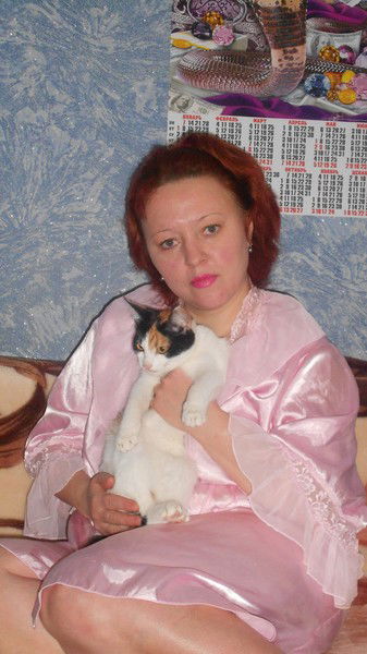 Аня Хананова