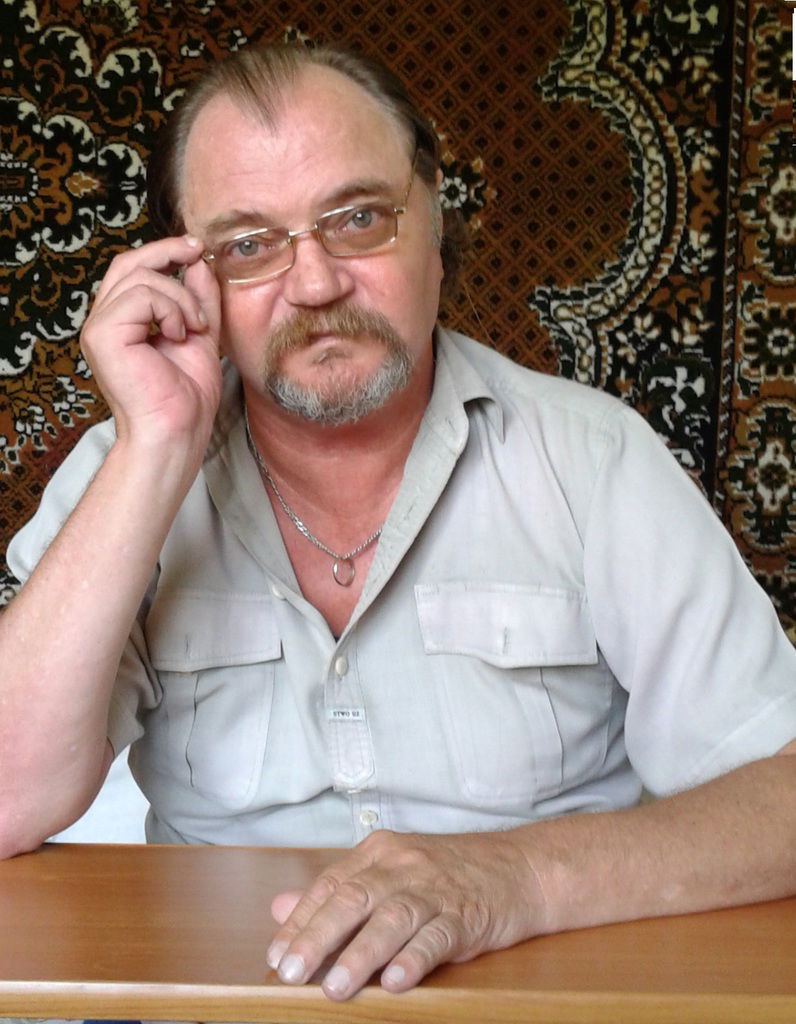 Иван Мирошников