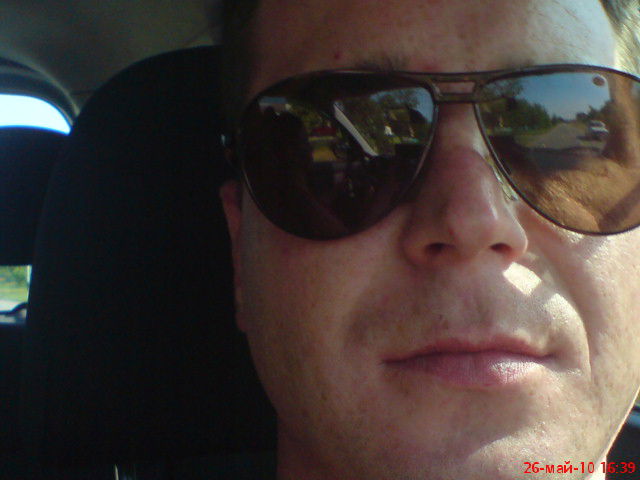 Михаил Попов