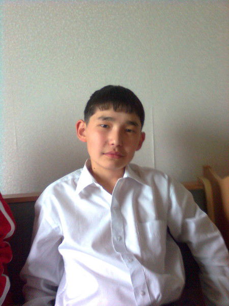 Адлет Смаков