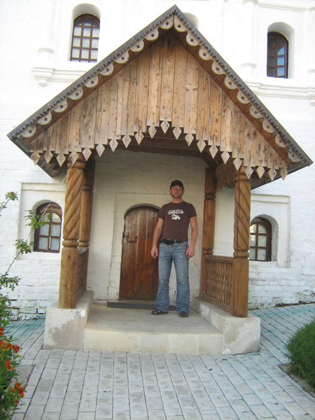 Толик Добрынин